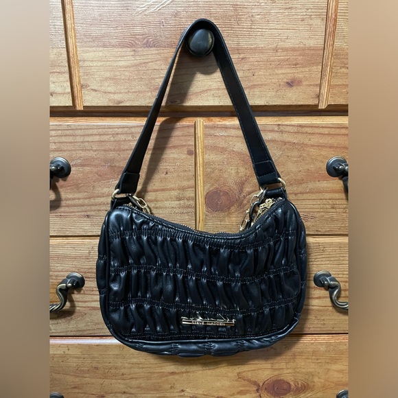 Steve Madden Black Hobo/Shoulder Bag Purse - Picture 3 of 7